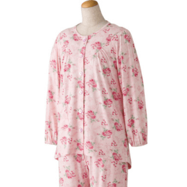 �����^�b�`�e�[�v�̂т̂уX�g���b�`�p�W���}